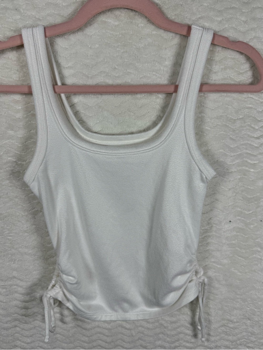 Gilly Hicks White Sleeveless Scoop Neck Tank - Sleep